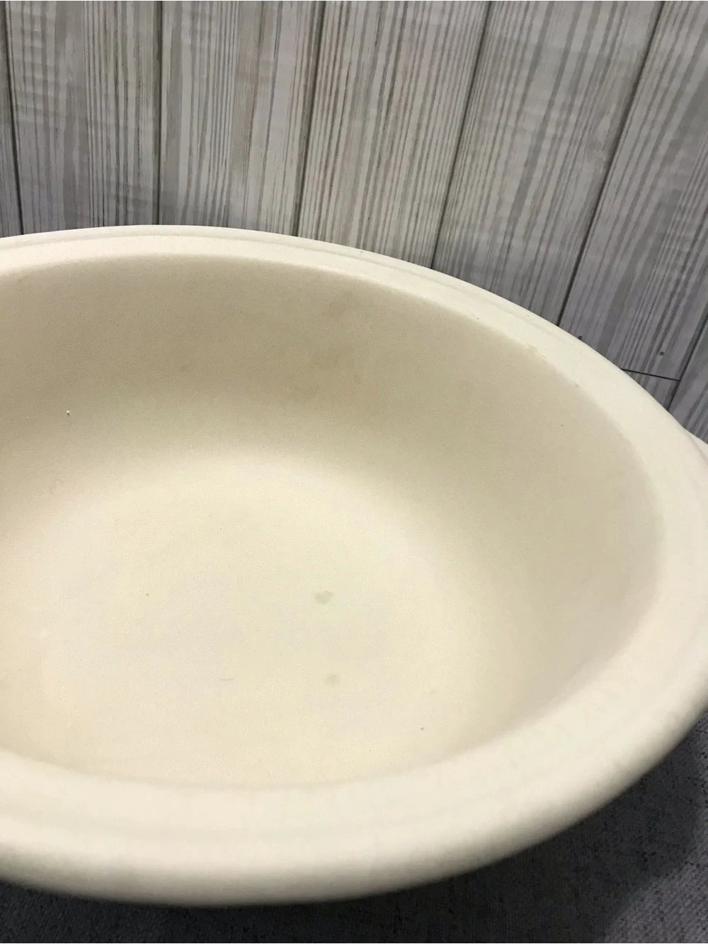 Large PamperChef Stoneware Baking Bowl